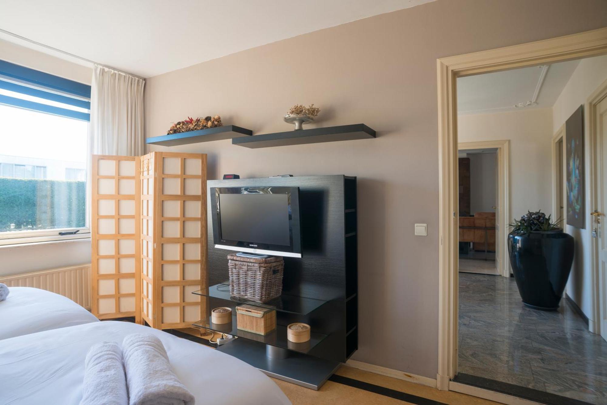 Xxl House With Free Parking & 3 Bedrooms Тилбург Экстерьер фото
